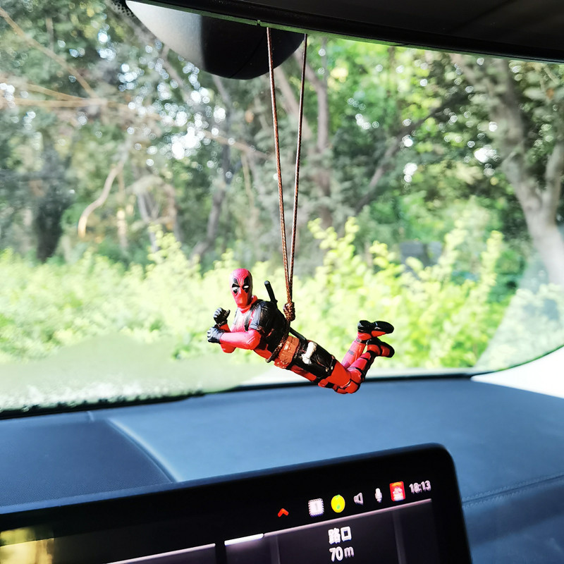 Venom Gaming Accessories - Swing Deadpool 2 Action Figure X-Men