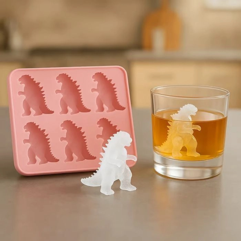 Movie Godzilla q-version ice m - огляд і ціна Venom Gaming Accessories